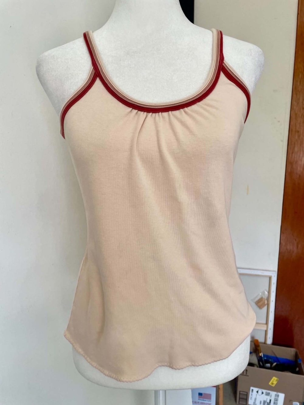 The Limited Boho Retro 70s Style Tank Top Beige Red Trim